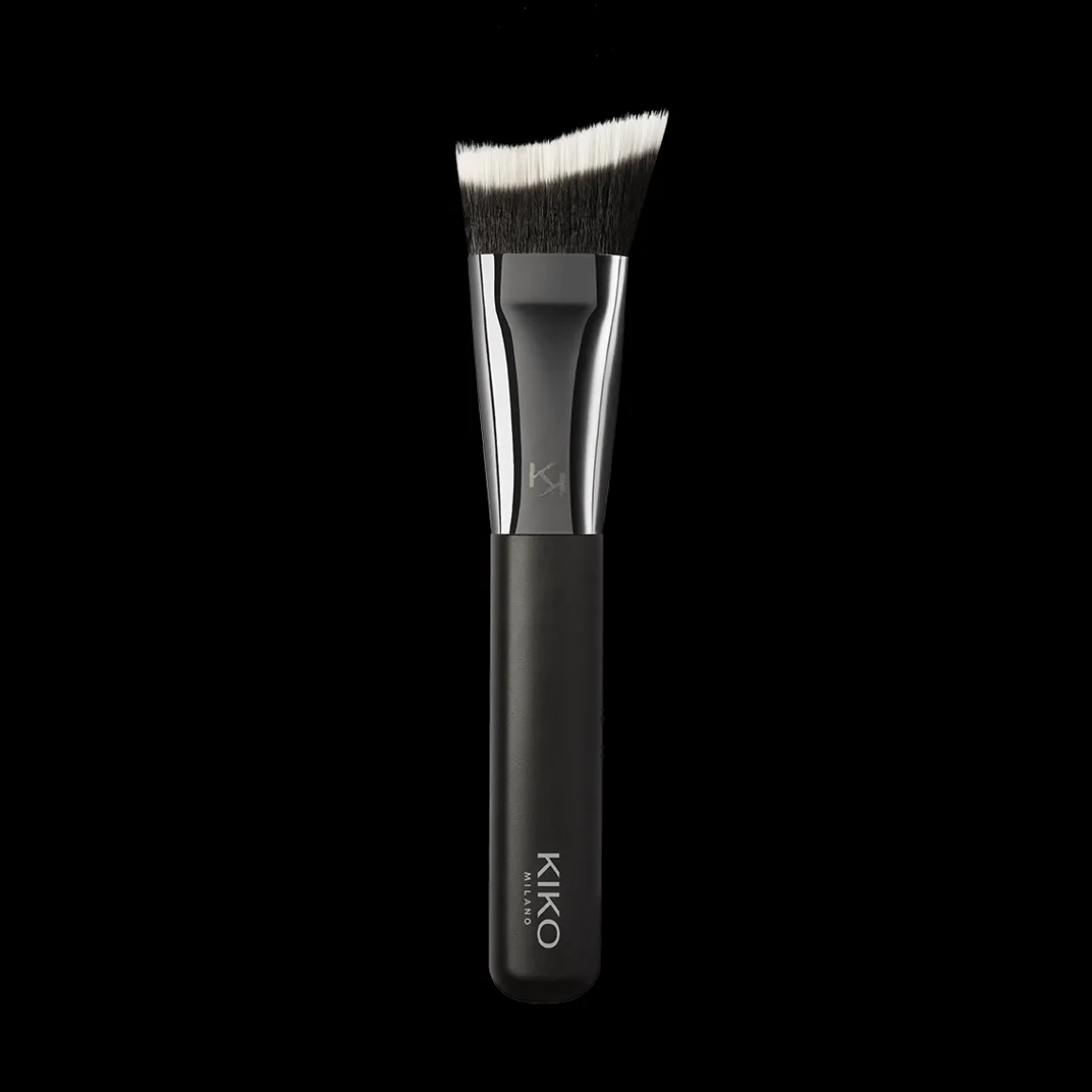 KIKO Milano face 15 sculpting brush^ Pinceaux Visage